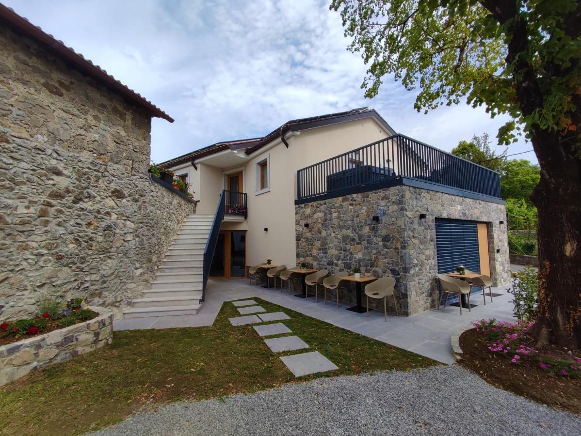 Boutique Rooms By Petric Winery Dobravlje Eksteriør billede