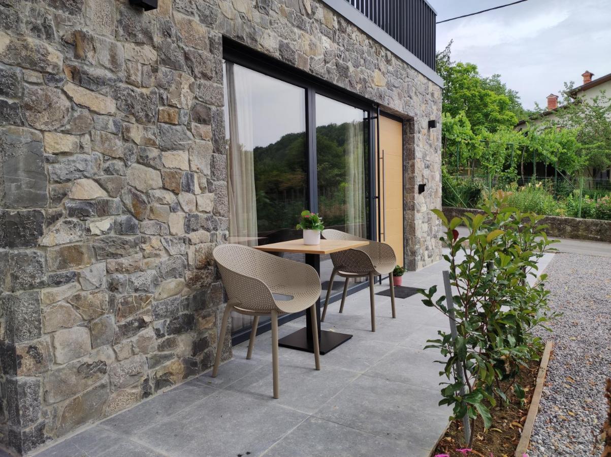 Boutique Rooms By Petric Winery Dobravlje Eksteriør billede