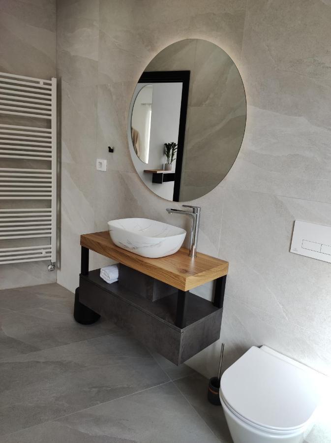 Boutique Rooms By Petric Winery Dobravlje Eksteriør billede